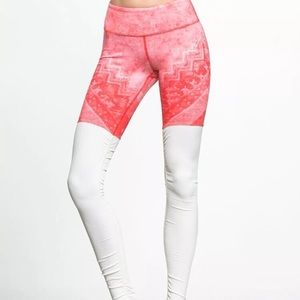 ALO Goddess Leggings size S